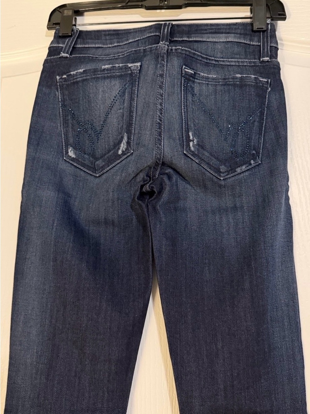 Bebe Women's Skinny Jeans in Dark Blue Denim Sz 25.